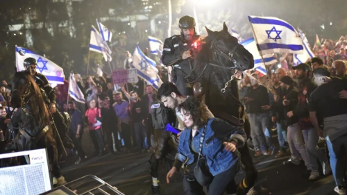 Israelis block the Ayalon Highway in Tel Aviv during a protest against the Israeli government's planned judicial overhaul on March 26, 2023. Photo by Tomer Neuberg/Flash90.
