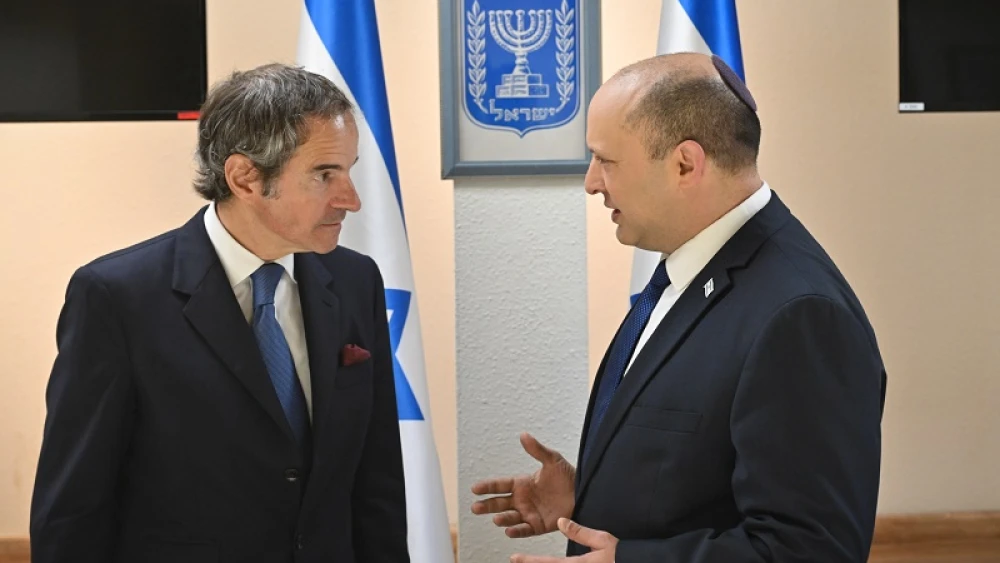 IAEA Director General Rafael Grossi (left) meets in Israel with Israeli Prime Minister Naftali Bennett, on June 3, 2022. Photo by Kobi Gideon, GPO.