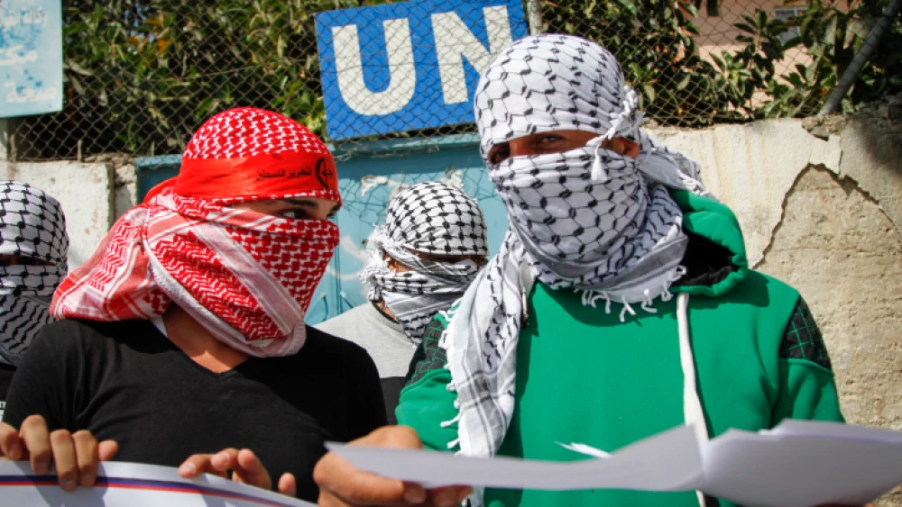Palestinians demonstrate in the Balata refugee camp against the policies of Scott Anderson, director of UNRWA in Judea and Samaria, Sept. 17, 2017. Photo by Nasser Ishtayeh/Flash90.