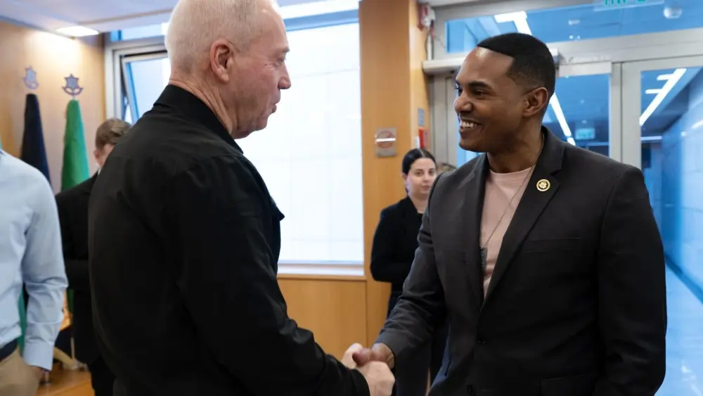 Yoav Gallant, Ritchie Torres