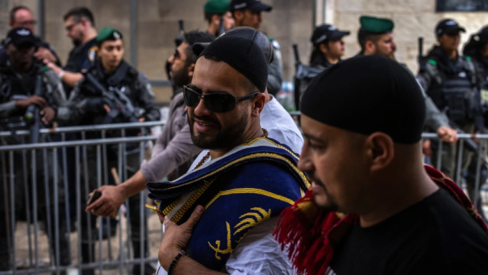 Israeli Border Police in Jerusalem's Old City, during the first Friday of Ramadan on April 8, 2022. Photo by Olivier Fitoussi/Flash90.
