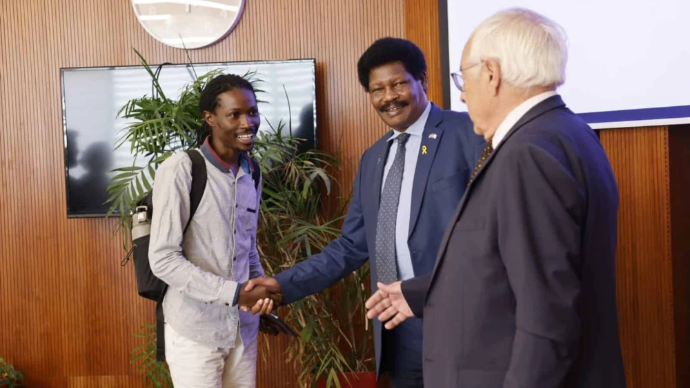 Hebrew University, Albert Kendagor