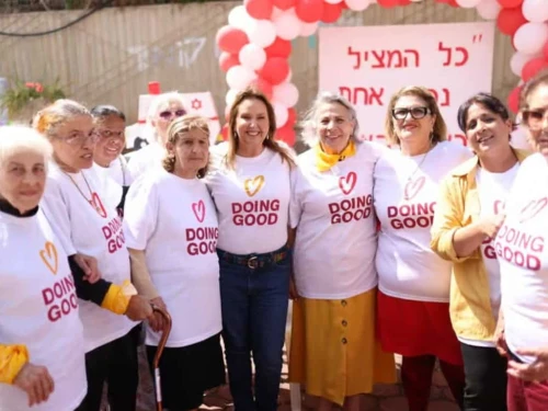 Shari Arison, 5th from right, joins women attending a Good Deeds Day event in Yavne, Israel on March 18, 2025. Photo courtesy of Roach Tova.
