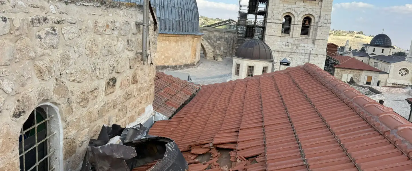 Missile fragments from an Iranian attack on Jerusalem damaged the roof of the Church of the Holy Sepulchre and fell near other Old City holy sites, including the Armenian Patriarchate, the Jewish Quarter and the Temple Mount near Al-Aqsa Mosque, according to the Israeli Foreign Ministry. Source: @Israel/X.