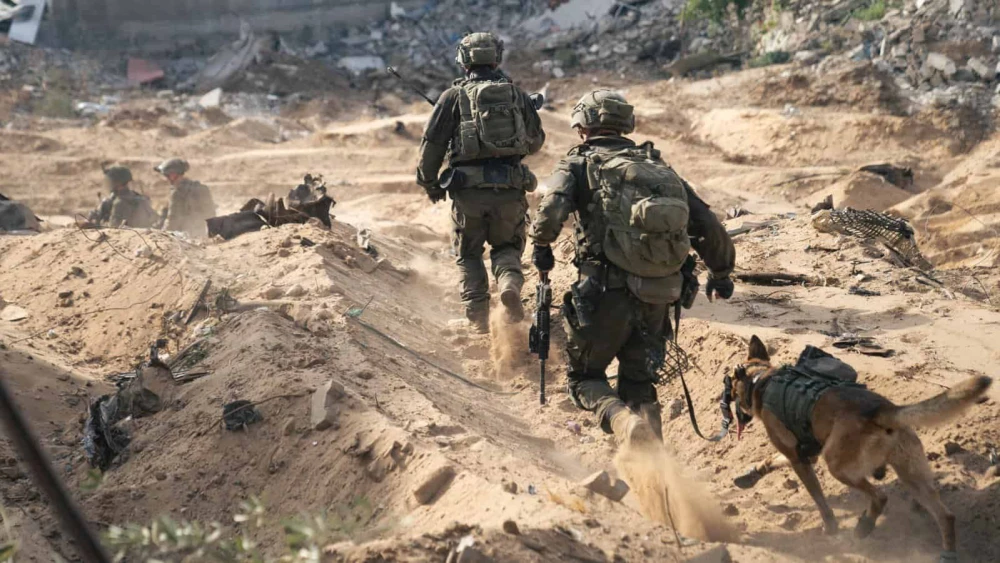 Israeli soldiers during operational activities in the Gaza Strip, July 13, 2025. Credit: IDF.