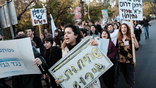 Israeli students and teachers demonstrate against the deportation of African asylum-seekers in Tel Aviv on Jan. 24, 2018. Credit: Tomer Neuberg/Flash90.
