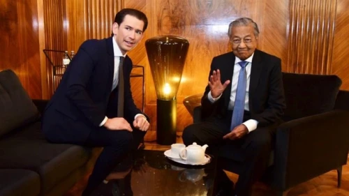 Austrian Chancellor Sebastian Kurz meets with Malaysian Prime Minister Mahathir Mohamad in Austria on Jan. 21, 2019. Credit: Dr Mahathir Mohamad/Twitter.