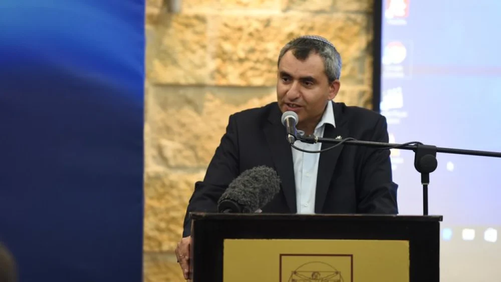 Israeli Minister of Jerusalem Affairs and Heritage Ze’ev Elkin addresses the Israeli government's inaugural Christian Media Summit. Credit: GPO.