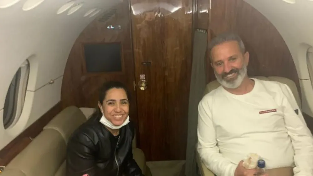 Israeli couple Natalie and Mordy Oknin on their way back home after being released from detention in Turkey, Nov. 18, 2021. Credit: Israeli Foreign Ministry.