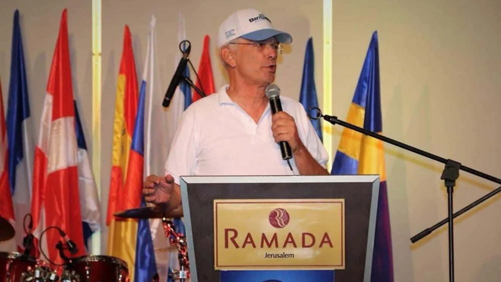 Steve Leibowitz opening the 2021 World Flag Football Championships hosted in Jerusalem. Credit: Courtesy Steve Leibowitz.