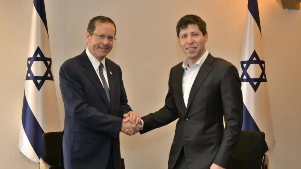 Israeli President Isaac Herzog with OpenAI CEO Sam Altman in Jerusalem, June 5, 2023. Photo by Amos Ben-Gershom/GPO.