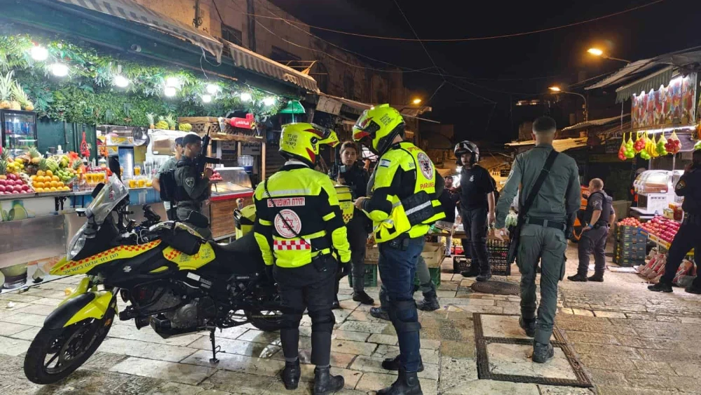 Israeli rescue forces at the scene of a terrorist stabbing attack at the Damascus Gate to Jerusalem’s Old City, Sept. 15, 2024. Credit: Magen David Adom.