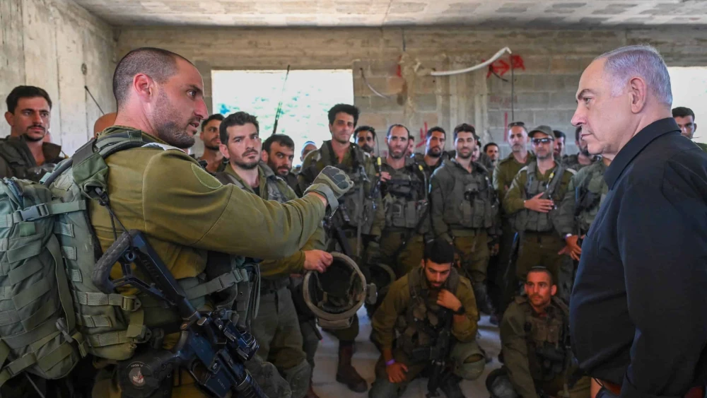Prime Minister Benjamin Netanyahu meets with Israel Defense Forces soldiers in the north, where he vowed to achieve total victory over the Jewish state's enemies, June 25, 2024. Photo by Kobi Gideon/GPO.