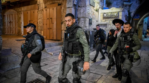 Israel Border Police officers patrol in Jerusalem's Old City during Ramadan, March 11, 2024. Photo by Arie Leib Abrams/Flash90.
