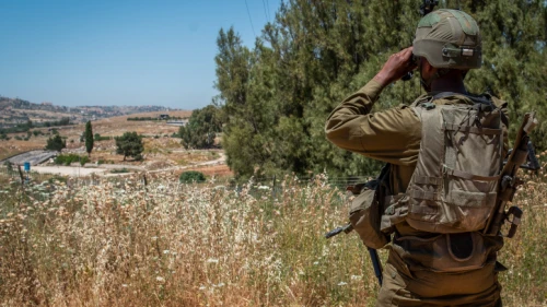 Israeli soldiers on guard near Metula, on the border between Israel and Lebanon, on May 15, 2021. Photo by Basel Awidat/Flash90.