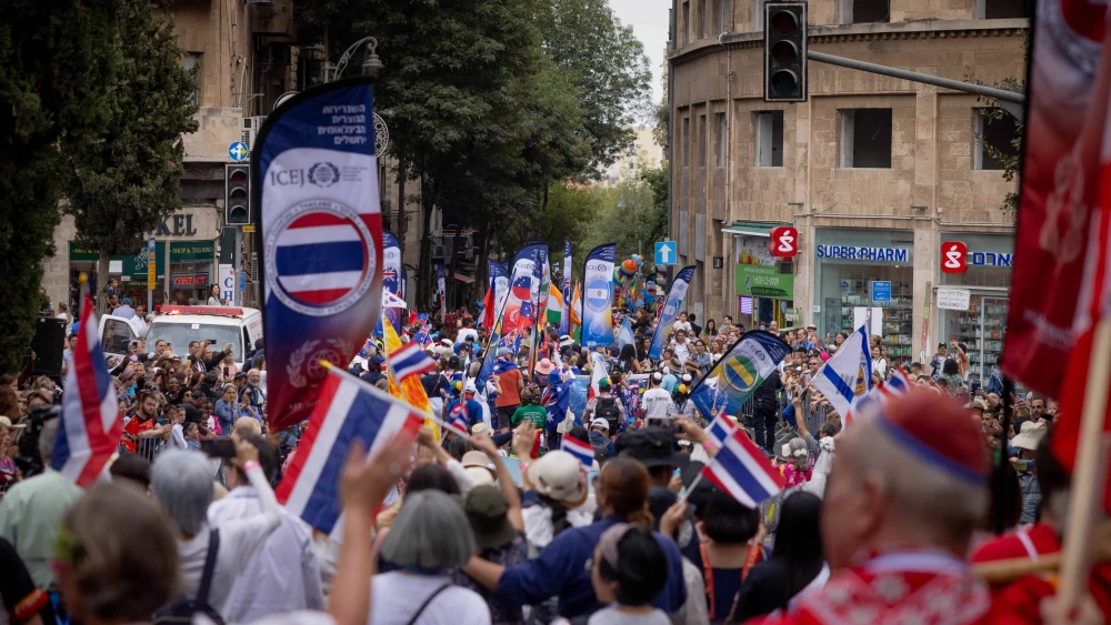 Thousands of Christian evangelists and Israelis march at a parade in center of Jerusalem, marking the Jewish holiday of Sukkot or the Feast of the Tabernacles, Oct. 4, 2023. Photo by Chaim Goldberg/Flash90.