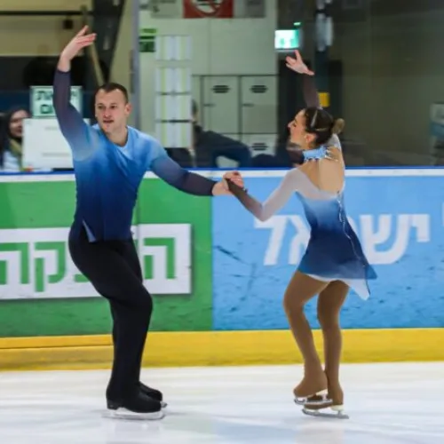 Israeli figure skaters Hailey Kops and Evgeni Krasnopolski. Photo by Alena Bychenko/Courtesy of Israel Ice Skating Federation.