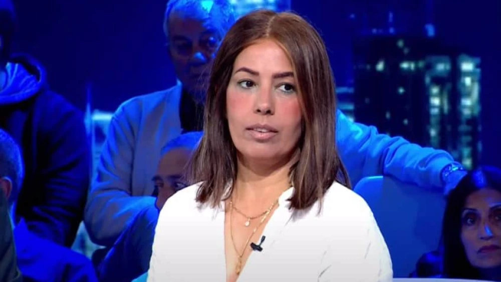 Galit Golan, whose son, IDF soldier, Shalev Golan was wounded in Gaza City, appearing on Channel 14. Source: YouTube/Screenshot.