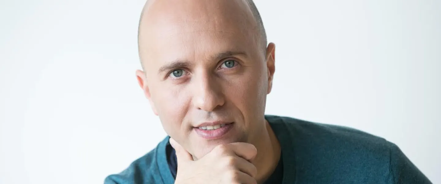 Israeli author Moshe Sakal. Credit: Other Press.