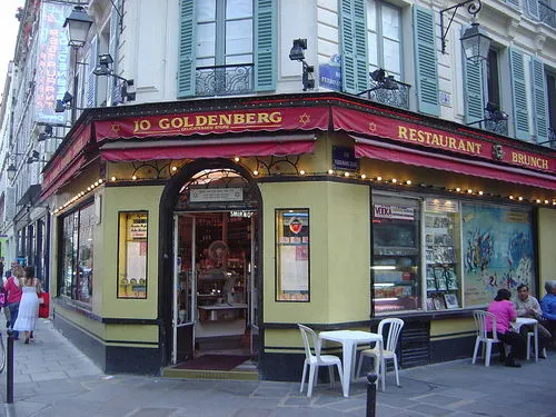 The Jo Goldenberg restaurant in the Marais quarter of Paris, which was attacked by Palestinian terrorists in 1982. Photo by David Monniaux via Wikimedia Commons.