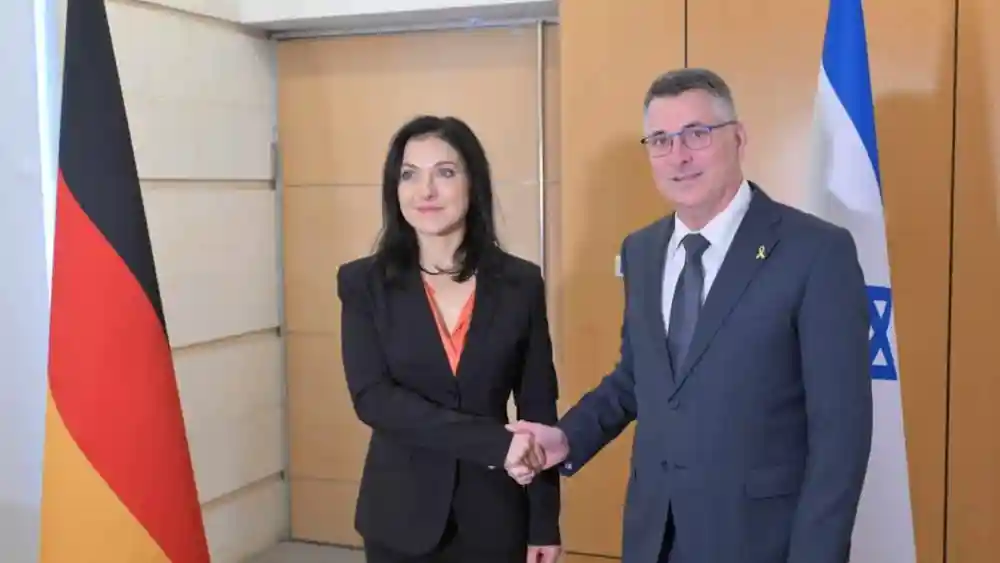 Katherina Reiche and Gideon Sa'ar shake hands in Jerusalem, Israel on Dec. 16, 2025. Credit: Courtesy of the Ministry of Foreign Affairs of the State of Israel.
