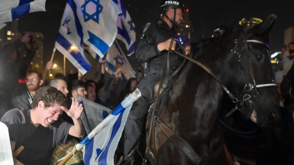 Israelis protest in Tel Aviv against the government's judicial reform plans, March 4, 2023. Photo by Tomer Neuberg/Flash90.