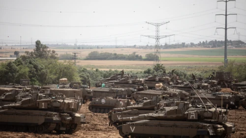 IDF tanks stationed near the Gaza border on May 6, 2019. Photo by Aharon Krohn/Flash90.