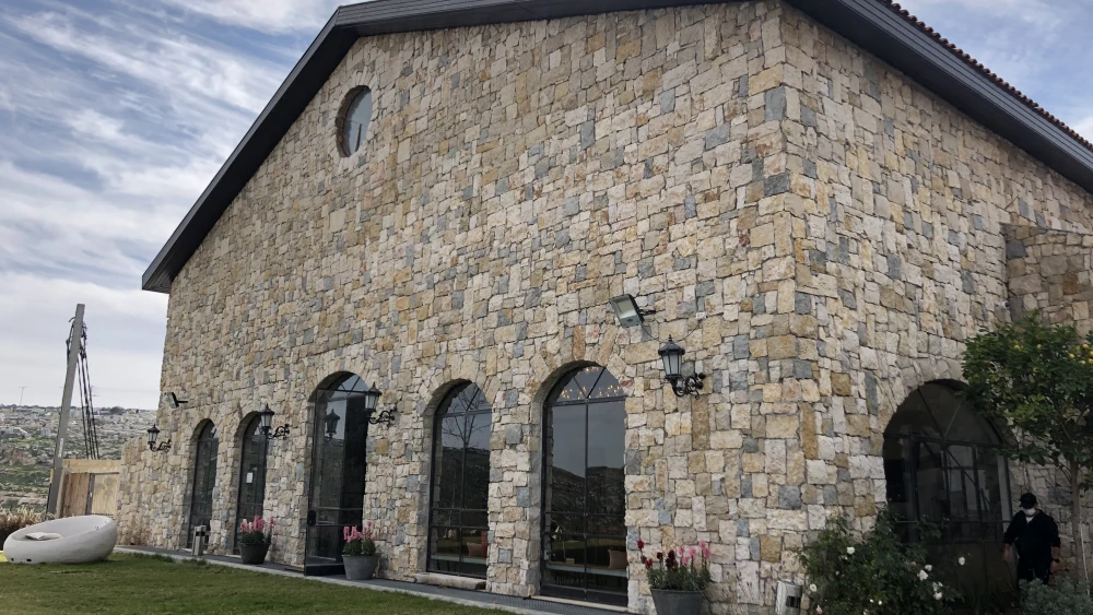 The outside of Psagot Winery. According to Yaakov Berg, he and wine suppliers in the United Arab Emirates are finalizing “several deals in the making” to export the Israeli wine to the Gulf. Credit: Courtesy.