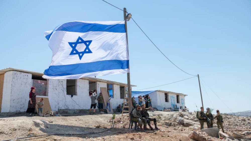 The then-unauthorized Israeli outpost of Evyatar before its evacuation as part of a deal with the government, July 2, 2021. Photo by Sraya Diamant/Flash90.