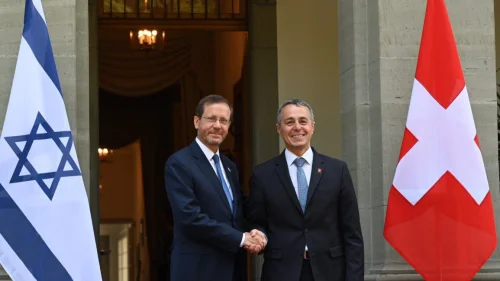 Israeli President Isaac Herzog meets with Swiss President Ignazio Cassis at the Lohn Estate in Bern, Switzerland, on Aug. 29, 2022. Source: Twitter.