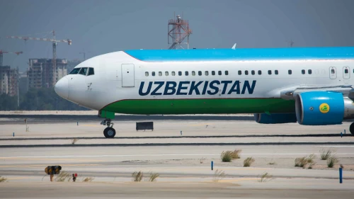 An Uzbekistan Airway flight takes off from Ben-Gurion Airport. July 22, 2019. Photo by Moshe Shai/Flash90.