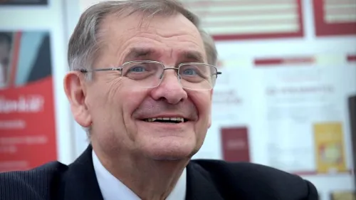 Sandor Lezsak, deputy speaker of the Hungarian Parliament. Credit: Thaler Tamas via Wikimedia Commons.