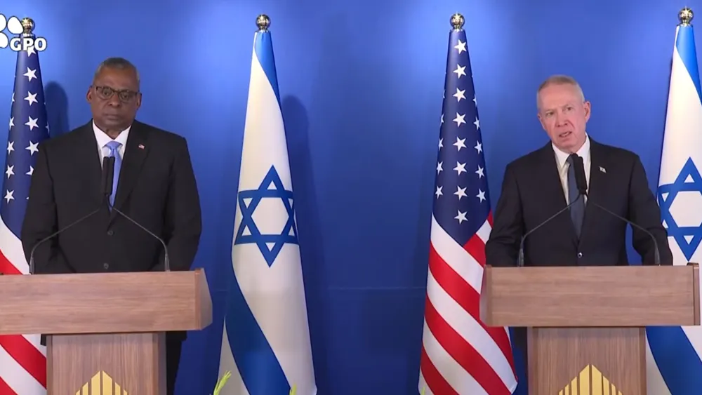U.S. Defense Secretary Lloyd Austin and Israeli Defense Minister Yoav Gallant speak to reporters near Ben-Gurion Airport, March 9, 2023. Credit: GPO.