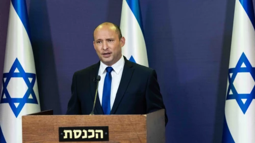 Yamina Party head Naftali Bennett gives a press conference at the Knesset on May 30, 2021. Photo by Yonatan Sindel/Flash90.