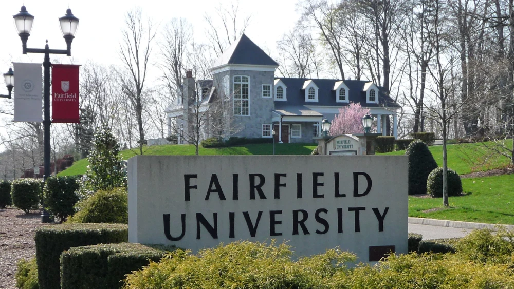 Main entrance to Fairfield University in Fairfield, Conn. Credit: Stagophile via Wikimedia Commons.