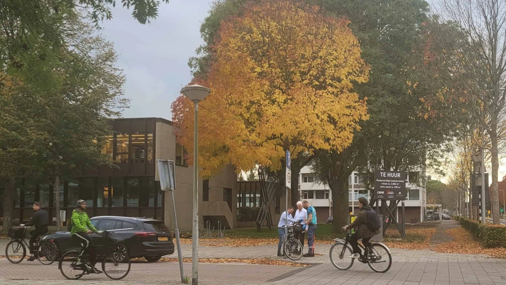 Cyclists ride through Amstelveen, the Netherlands on Oct. 16, 2025. Photo by Canaan Lidor.
