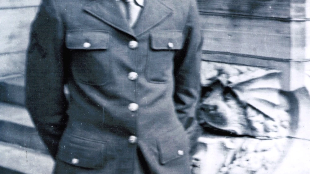 U.S. Army soldier: Richard in uniform about 1945. Credit: Courtesy.