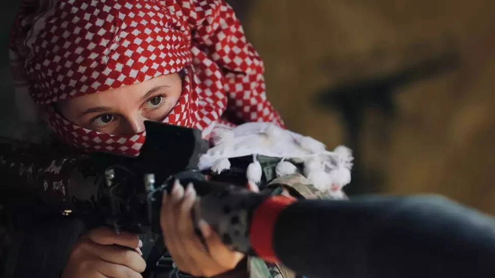 Солдат из Красного подразделения Армии обороны Израиля во время учений. Фото Орена Коэна.