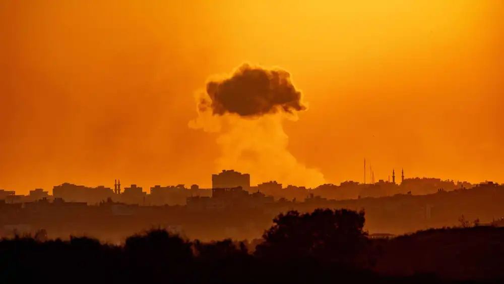 Smoke rises after an Israeli airstrike in the Gaza Strip on Oct. 17, 2023. Credit: Yonatan Sindel/Flash90.