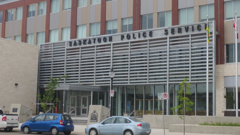 Saskatoon Police Service building in Saskatoon, Saskatchewan, Canada. Credit: Trekphiler via Wikimedia Commons.