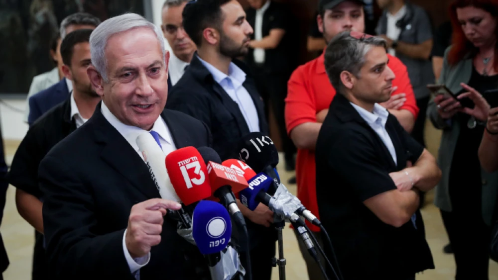 Leader of the Opposition and head of the Likud party Benjamin Netanyahu gives a statement to the media at the Knesset, the Israeli parliament in Jerusalem on June 20, 2022. Photo by Yonatan Sindel/Flash90.