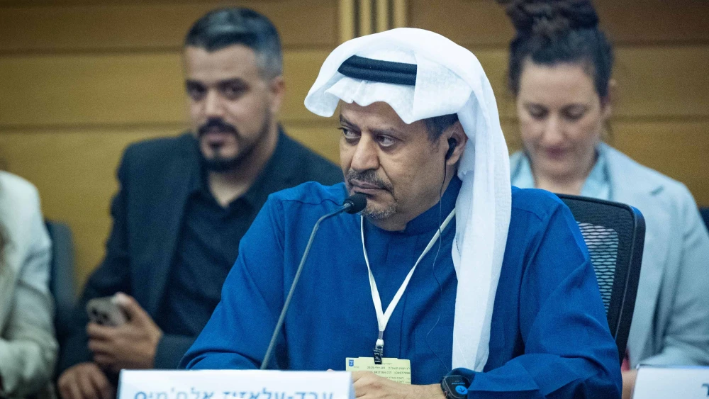 Abdulaziz Al-Khamis Saudi