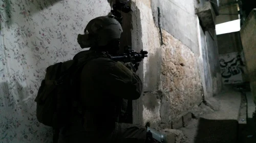 An Israel Defense Forces soldier operating in Nur Shams in western Samaria, May 29, 2023. Credit: IDF.