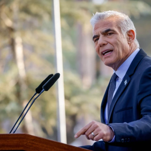 Israeli Prime Minister Yair Lapid at a memorial service marking 27 years since the assassination of Prime Minsiter Yitzhak Rabin, at Mount Herzl in Jerusalem. Nov. 6, 2022. Photo by Olivier Fitoussi/Flash90.