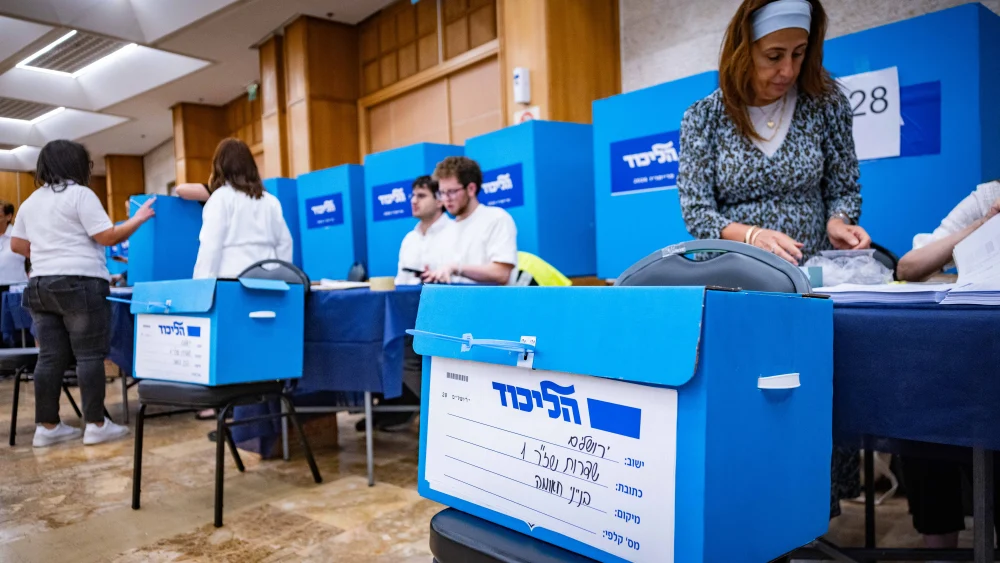 Likud Party voting in the primary election, Jerusalem, Aug. 17, 2026. Photo by Chaim Goldberg/Flash90.