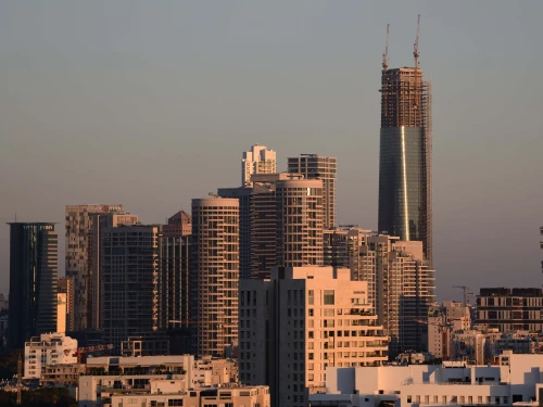 Skyscrapers and cranes in Tel Aviv, with several high-rise buildings under construction, on July 6, 2025. Photo by Shahar Yaari/Flash90.