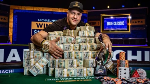 Michael Mizrachi wins the 2025 World Series of Poker No-Limit Hold'em Main Event title in Las Vegas, July 16, 2025. Credit: wsop.com.