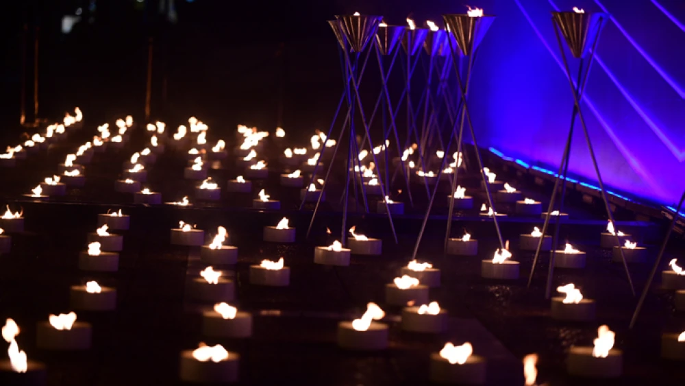 Memorial candles during the ceremony marking Israel's Remembrance Day at Rabin Square in Tel Aviv on May 7, 2019. Photo by Tomer Neuberg/Flash90.