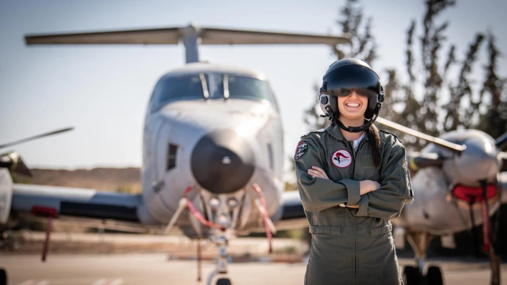Boston native Lt. O, the first American woman to complete the Israel Air Force's pilot course. Credit: IAF.