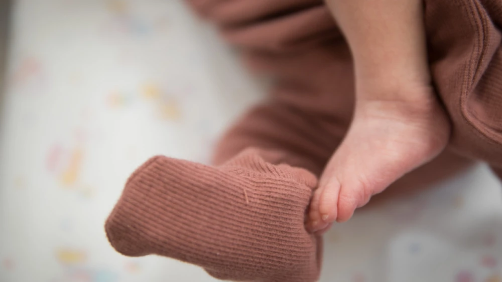 A newborn at Sha'arei Tzedek Hospital in Jerusalem, Oct. 29, 2018. Photo by Hadas Parush/Flash90.